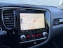 Mitsubishi Outlander 2.4 PHEV Intense+ | Schuif-/kanteldak | 4WD | Navigatie | Stoel/Stuurwielverwarming |