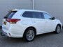 Mitsubishi Outlander 2.4 PHEV Intense+ | Schuif-/kanteldak | 4WD | Navigatie | Stoel/Stuurwielverwarming |