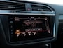 Volkswagen Tiguan 1.4 TSI eHybrid R-Line Business+ Trekhaak | Matrix led koplampen | keyless entry