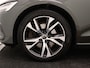 Volvo V60 T5 AUT(8) MOMENTUM SCHUIFDAK HARMAN KARDON TREKHAAK KEYLESS ACC