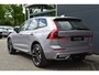 Volvo XC60 T6 Plug-in hybrid AWD Ultra Dark | Luchtvering | Panoramadak | Semi-elektrische trekhaak | 360 graden camera | Premium audio by Harman Kardon | BLIS | Keyless | Head-up display | Elektrische stoelen met geheugen