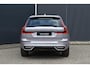 Volvo XC60 T6 Plug-in hybrid AWD Ultra Dark | Luchtvering | Panoramadak | Semi-elektrische trekhaak | 360 graden camera | Premium audio by Harman Kardon | BLIS | Keyless | Head-up display | Elektrische stoelen met geheugen