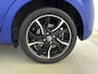 Toyota Yaris 1.5 Hybrid Bi-Tone | bi-tone | 16 inch velgen | Keyless entry |
