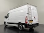 Opel Movano 2.3Turbo 150PK L2H2 | Imperiaal | Trekhaak | Navigatie | Camera | Airco | Cruise | Betimmering | 3-Zits
