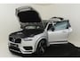 Volvo XC90 T8 TWIN ENGIN AWD R-DESIGN INTRO EDITION *VOL!* -PANO.DAK|BOWERS&WILKINS|GEVENT.LEDER+MASSAGE|LUCHTVERING|360°CAM|HEAD-UP DISP.|ADAP.LED|KEYLESS|PRIVACY.GLAS|TREKHAAK|22"