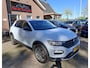 Volkswagen T-Roc 1.0 TSI Style Business metallic grijs. o.a. carplay, stoelverwarming, navi, pdc. Zeer netjes.