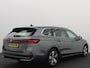 Volkswagen Passat Variant 1.5 eTSI Business NL-AUTO / TREKHAAK / FULL LED / SFEER / KEYLESS / CAMERA / STOELVERW / STUURVERW / CARPLAY