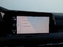 Volkswagen Golf 1.5 eTSI R-Line Business+ | Panoramadak | Camera | Stoel/stuur Verwarming | App-Connect | Sfeerverlichting |