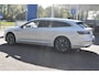 Volkswagen Arteon Shooting Brake 1.4 TSI eHybrid Elegance Business+ 100% Dealer onderhouden | Massagestoel | Digitaal Dashboard | Navigatie & Carplay | 12 mnd BOVAG garantie | Whatsapp 06-53188999