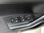 Volkswagen Polo 1.0 TSI Life Business | 95 PK | Apple Carplay / Android Auto | Stoelverwarming | Adaptief Cruise Control | Navigatie | Parkeersensoren Voor + Achter | Start / Stop Systeem |
