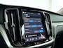 Volvo V60 T6 Plug-in hybrid AWD Essential Bright | SOH 99% | Parkeercamera | Stoel- en Stuurverwarming | Cruise control