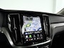 Volvo V60 T6 Plug-in hybrid AWD Essential Bright | SOH 99% | Parkeercamera | Stoel- en Stuurverwarming | Cruise control