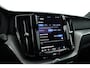 Volvo XC60 2.0 T6 Plug-in hybrid AWD Plus Dark | Trekhaak | Pano | Blis | ACC | 360 Camera | H&K Audio | Mem Stoelen |