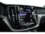 Volvo XC60 2.0 T6 Plug-in hybrid AWD Plus Dark | Trekhaak | Pano | Blis | ACC | 360 Camera | H&K Audio | Mem Stoelen |