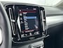 Volvo XC40 T2 A/T Momentum Business | 18" | Stoel/Stuurverwarming | Parkeercamera | Getint Glas | Adaptieve Cruise | BLIS | Keyless | Elektr. Achterklep