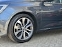 Renault Megane Estate 1.3 TCe 140 EDC Techno | Cruise Control | Camera en parkeersensoren voor en achter | Navigatiesysteem | Stoelverwarming | Trekhaak |