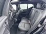 Volvo XC40 B5 AWD R-Design | 20"| Panoramadak | 360 Camera | Elektr. verst. Stoelen | Harman Kardon | Getint Glas | Adaptieve Cruise | BLIS