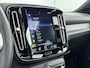 Volvo XC40 B5 AWD R-Design | 20"| Panoramadak | 360 Camera | Elektr. verst. Stoelen | Harman Kardon | Getint Glas | Adaptieve Cruise | BLIS