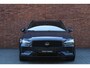 Volvo V60 T8 Plug-in hybrid AWD Ultra Perf. Ed. Dark |Panoramisch schuif-/ kanteldak | Head up display | Polestar Engineered optimisation | Bowers & Wilkins | 360 graden camera | Geventileerde voorstoelen met massagefunctie | Elektrisch bedienbare voorstoelen met geheugenfunctie | Extra getint glas | Stoel-/ stuurwielverwarming | Verwarmde achterbank | 20 inch. lichtmetalen velgen | Adaptieve cruise control | BLIS