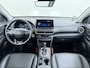 Hyundai Kona 1.6GDI HEV Hybride Premium Adap.Cruise Leder+Verwarming+Ventilatie Head-Up Display Camera Apple Carplay Android Auto Navi Ecc Pdc Keyless Blind-Spot Lane Assist Achterbank+Stuur verwarming Krell®-Audio Isofix DAB Lmv 18" Origineel Nederlandse Auto