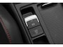 Volkswagen Golf 2.0 TSI GTI / Panoramadak / Camera / Navigatie / 19'' / Dodehoek / CarPlay / Stoelverwarming / DAB / Cruise Control