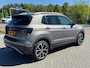 Volkswagen T-Cross 1.5 TSI Style Business R | Camera | BLIS | Beats audio | Dodehoek Detectie | Trekhaak | Keylles | Apple Carplay | 4-season banden | Stoelverwarming | Digidash | 100% Netjes Onderhouden |