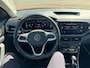 Volkswagen T-Cross 1.5 TSI Style Business R | Camera | BLIS | Beats audio | Dodehoek Detectie | Trekhaak | Keylles | Apple Carplay | 4-season banden | Stoelverwarming | Digidash | 100% Netjes Onderhouden |