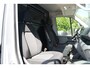 Volkswagen Crafter 35 2.0 TDI L4H3 140pk Automaat - ACC - LED - Geveerde Stoel - Carplay - Camera - Betimmering - Rijklaar