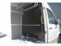 Volkswagen Crafter 35 2.0 TDI L4H3 140pk Automaat - ACC - LED - Geveerde Stoel - Carplay - Camera - Betimmering - Rijklaar