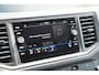 Volkswagen Crafter 35 2.0 TDI L4H3 140pk Automaat - ACC - LED - Geveerde Stoel - Carplay - Camera - Betimmering - Rijklaar