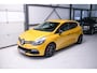 Renault Clio 1.6 R.S. 200 pk | Jaune Sirius | CUP pack | Dealer onderhouden | Camera | Originele staat | Rijklaarpijs |