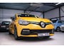 Renault Clio 1.6 R.S. 200 pk | Jaune Sirius | CUP pack | Dealer onderhouden | Camera | Originele staat | Rijklaarpijs |