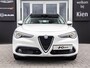 Alfa Romeo Stelvio 2.2d Super | Pano-dak | Lederen bekleding | Schakelflippers | NL auto |