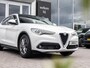 Alfa Romeo Stelvio 2.2d Super | Pano-dak | Lederen bekleding | Schakelflippers | NL auto |