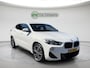 BMW X2 SDrive20i High Executive | M Sport pakket | Dealer onderhouden | Memory Seats | Camera | Cruise Control