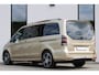 Mercedes-Benz V-klasse 300d / DC / AMG / 4-Matic / Panorama / 360 Cam / 2x Elec Schuifd / Burmester / Vol Opties / NIEUW!!