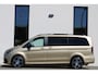 Mercedes-Benz V-klasse 300d / DC / AMG / 4-Matic / Panorama / 360 Cam / 2x Elec Schuifd / Burmester / Vol Opties / NIEUW!!