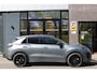 Volkswagen T-Roc 1.5 eTsi R-Line Black Style Pano/IQ.Light/Keyless/Camera/ACC/Elek. klep/20"/Trekhaak wegkl.