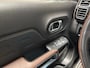 Citroën C5 Aircross 1.6 PureTech Sport 181Pk Automaat (APPLE CARPLAY, BLACK PACK, GROOT NAVI, LEDER, STOELVERWARMING, 360 CAMERA, ADAPTIVE CRUISE, GETINT GLAS, NIEUWSTAAT)
