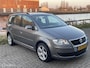 Volkswagen Touran 1.4 TSI Highline Business PDC trekhaak NAP