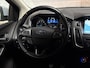 Ford Focus Wagon 1.0 Titanium (APPLE CARPLAY, NAVIGATIE, CLIMATE, SPORTSTOELEN, PARKEERSENSOREN, CRUISE, NIEUWE APK, NIEUWSTAAT)