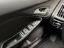 Ford Focus Wagon 1.0 Titanium (APPLE CARPLAY, NAVIGATIE, CLIMATE, SPORTSTOELEN, PARKEERSENSOREN, CRUISE, NIEUWE APK, NIEUWSTAAT)