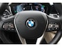 BMW 3-Serie Touring 330e eDrive Edition / Leder / Ambiance / CarPlay / Parkeerhulp V+A / 19'' / Harman Kardon Getint glas / Virtual Cockpit / Stoelverwarming 4x / DAB / Cruise Control
