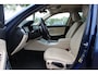 BMW 3-Serie Touring 330e eDrive Edition / Leder / Ambiance / CarPlay / Parkeerhulp V+A / 19'' / Harman Kardon Getint glas / Virtual Cockpit / Stoelverwarming 4x / DAB / Cruise Control