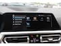 BMW 3-Serie Touring 330e eDrive Edition / Leder / Ambiance / CarPlay / Parkeerhulp V+A / 19'' / Harman Kardon Getint glas / Virtual Cockpit / Stoelverwarming 4x / DAB / Cruise Control