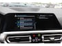 BMW 3-Serie Touring 330e eDrive Edition / Leder / Ambiance / CarPlay / Parkeerhulp V+A / 19'' / Harman Kardon Getint glas / Virtual Cockpit / Stoelverwarming 4x / DAB / Cruise Control
