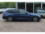 BMW 3-Serie Touring 330e eDrive Edition / Leder / Ambiance / CarPlay / Parkeerhulp V+A / 19'' / Harman Kardon Getint glas / Virtual Cockpit / Stoelverwarming 4x / DAB / Cruise Control