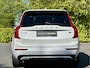 Volvo XC90 2.0 T8 Recharge AWD | Hybrid | Parelmoer White | Luchtvering | Bower & Wilkins | Panodak | Stoelen ventilatie/massage | Trekhaak |