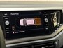 Volkswagen Polo 1.0 TSI Highline Sport Automaat (GROOT NAVI, CLIMATE CONTROL, STOELVERWARMING, ADAPTIVE CRUISE, SPORTSTOELEN, LM VELGEN, ELEK PAKKET, PAEKEERSENSOREN, NIEUWSTAAT)