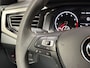 Volkswagen Polo 1.0 TSI Highline Sport Automaat (GROOT NAVI, CLIMATE CONTROL, STOELVERWARMING, ADAPTIVE CRUISE, SPORTSTOELEN, LM VELGEN, ELEK PAKKET, PAEKEERSENSOREN, NIEUWSTAAT)